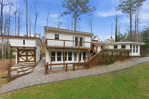 951 Reed Rd, Smyrna, GA 30082
