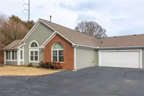 2128 Carefree Cir #1, Marietta, GA 30062