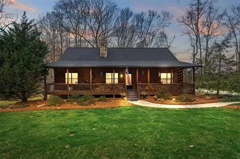 912 Folds Rd, Carrollton, GA 30116
