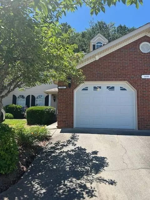 1699 Pin Oak Dr #133, Dalton, GA 30721