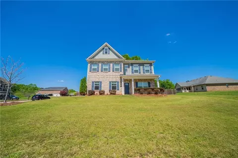 10 Edgewater Ct, Covington, GA 30016