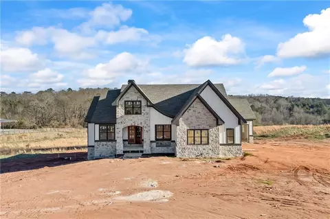 810 N Hampton, Monroe, GA 30656