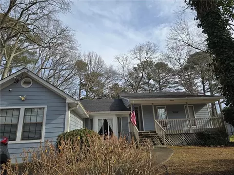 4132 Summer Pl, Snellville, GA 30039