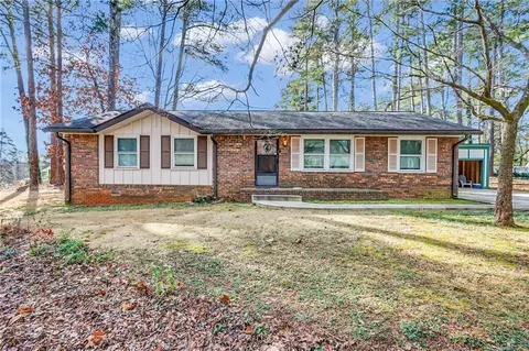2103 Red Berry Ln SW, Marietta, GA 30008