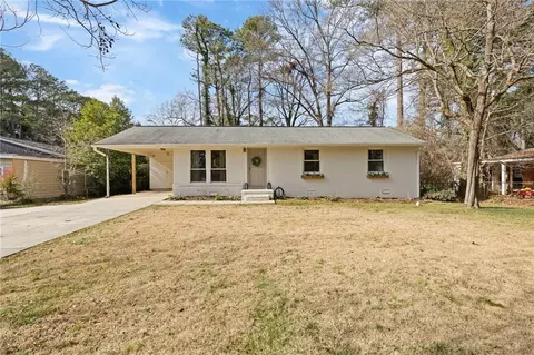 566 Lyle Dr SE, Marietta, GA 30067