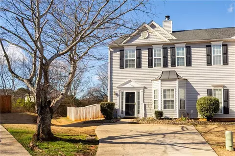 50 Berkeley Pl, Cartersville, GA 30121