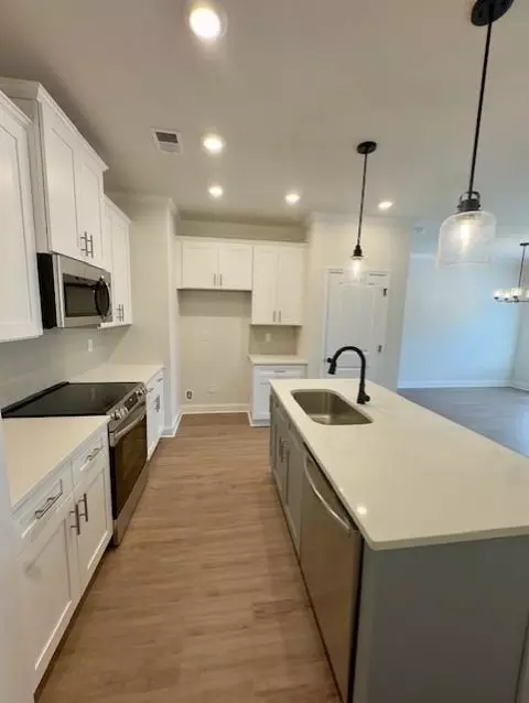 Kitchen - 29 Benscot Dr, Austell, GA 30106 photo 1 of 9