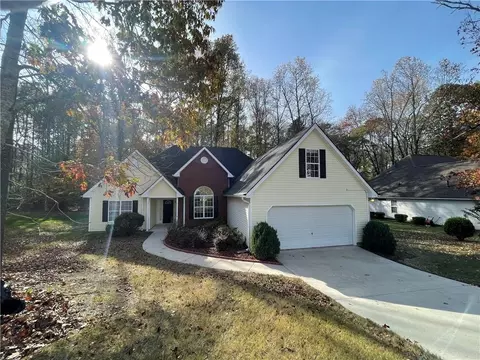3920 Knots Pass Rd, Snellville, GA 30039