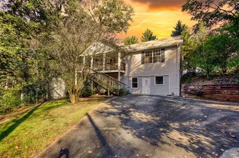 5720 Quail Mountain Trl, Gainesville, GA 30506