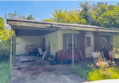 201 Moore Ave, Albany, GA 31705