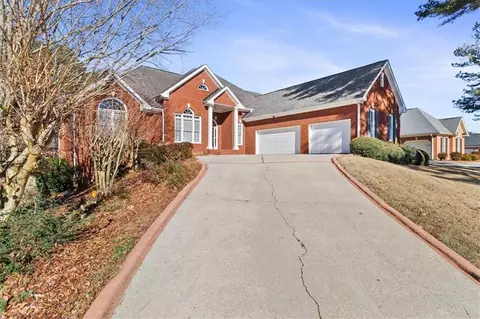4850 Duncans Lake Dr, Buford, GA 30519