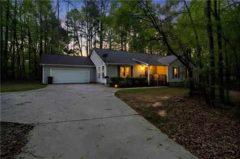 3871 Purdy Dr, Lithia Springs, GA 30122