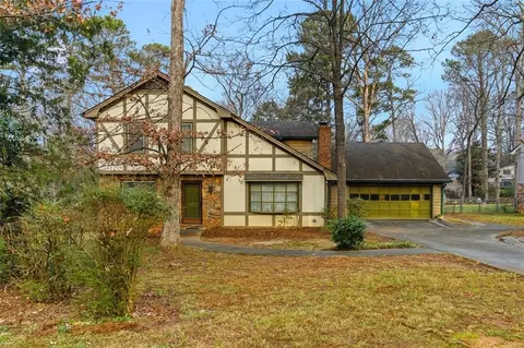 5249 Santee St SW, Stone Mountain, GA 30087