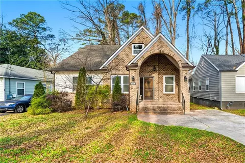 1779 N Olympian Way N, Atlanta, GA 30310