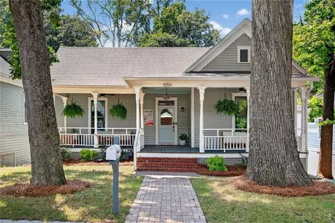 1054 White Oak Ave SW, Atlanta, GA 30310