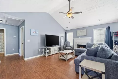 Living - 25 Aiken Ct, Covington, GA 30016 photo 2 of 3