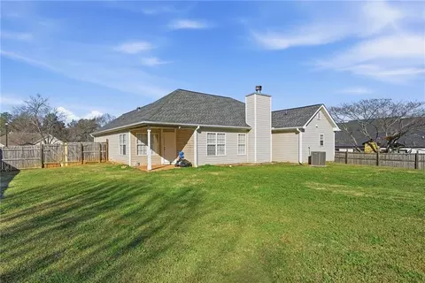 Exterior - 25 Aiken Ct, Covington, GA 30016 photo 3 of 4
