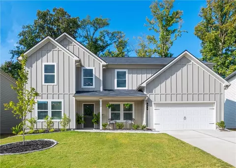 298 Fox Creek Dr, Braselton, GA 30517