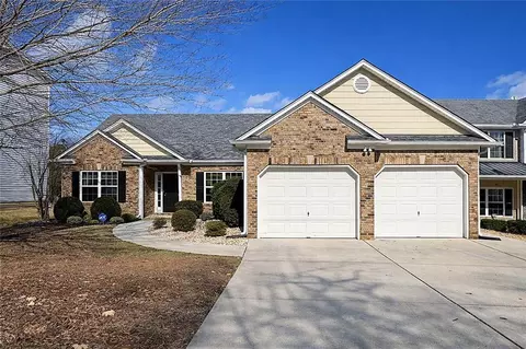 28 Lanier Xing, Hiram, GA 30141