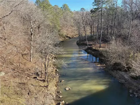 001 Hwy 136 W, Talking Rock, GA 30175