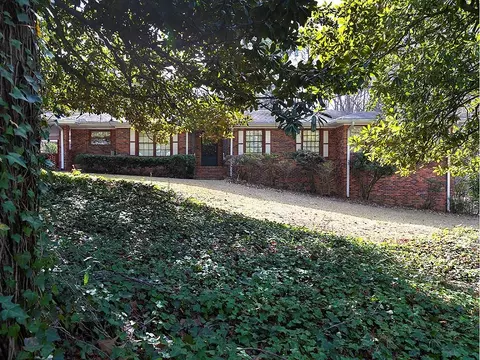 721 Wood Valley Rd SW, Mableton, GA 30126