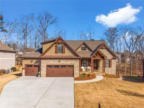 585 Hanover Dr, Villa Rica, GA 30180