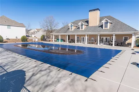 Exterior - 723 Independence Ave, Pendergrass, GA 30567 photo 4 of 4