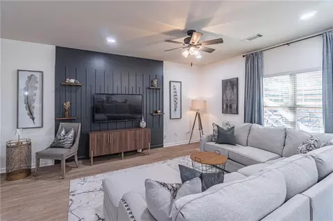 Living - 723 Independence Ave, Pendergrass, GA 30567 photo 1 of 1