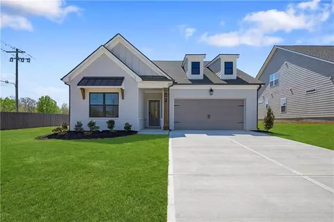 101 Garland Gable Dr, Cartersville, GA 30120