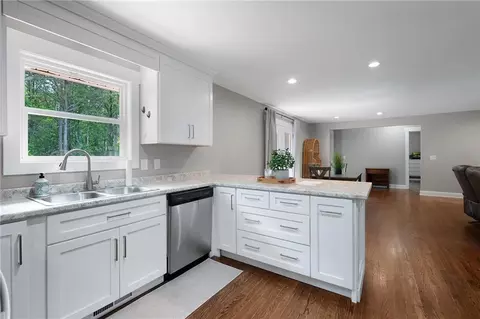 Kitchen - 191 Hightower Loop Rd, Ranger, GA 30734 photo 3 of 3
