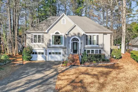 155 Clubhouse Dr NW, Kennesaw, GA 30144