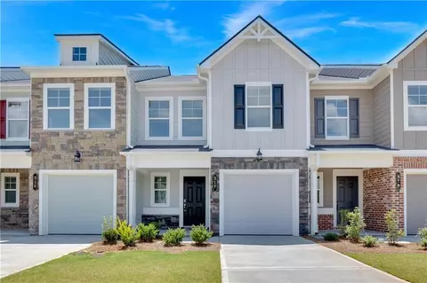 317 Rolling Green Rd #107, Adairsville, GA 30103