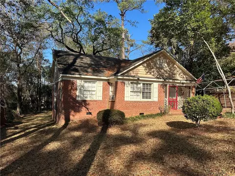 3909 Ridgeway Dr, Columbus, GA 31903