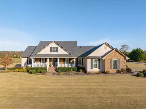 110 Windy Hill Dr, Rocky Face, GA 30740