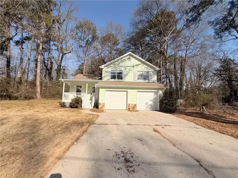 20 W Forest Dr, Covington, GA 30016