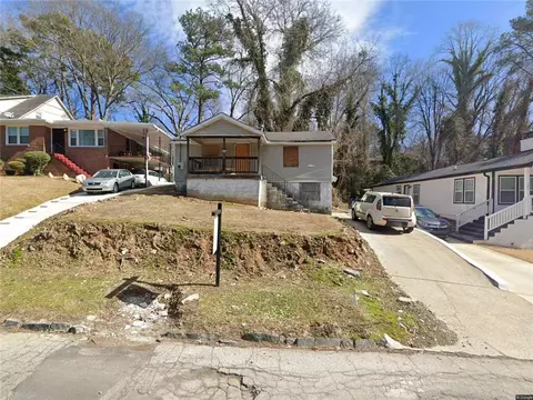 241 Holly Rd NW, Atlanta, GA 30314