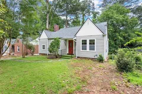 1098 Cascade Cir SW, Atlanta, GA 30311
