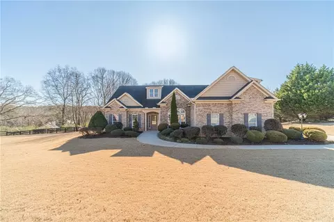 1245 White Columns Dr, Monroe, GA 30656