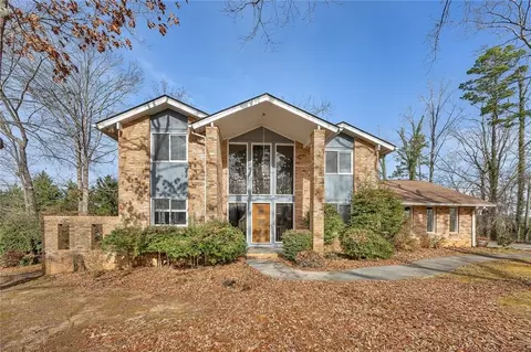 1113 Honeysuckle Dr, Canton, GA 30114