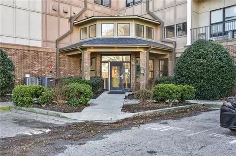 898 Oak St SW #1101, Atlanta, GA 30310