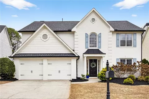 11065 Crabapple Lake Dr, Roswell, GA 30076