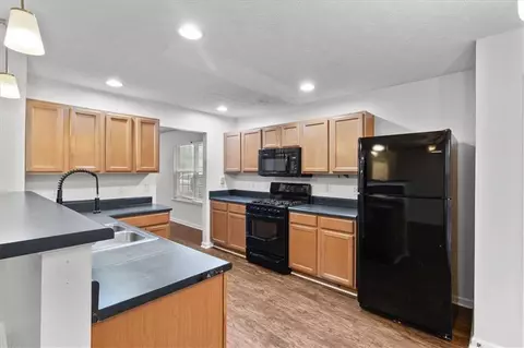 307 Meadows Ln, Canton, GA 30114 photo 8