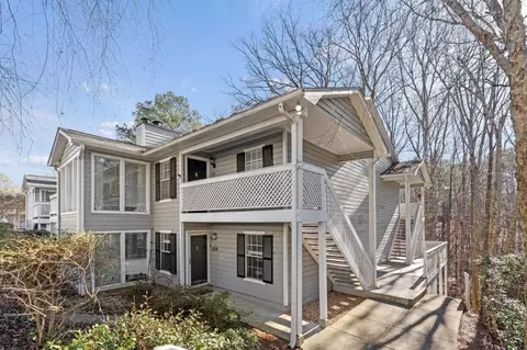 1207 Vicksburg Pl, Sandy Springs, GA 30350
