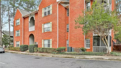 1029 N Jamestown Rd, Decatur, GA 30033
