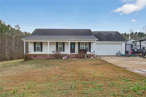 143 Mulberry Ln, Chatsworth, GA 30705