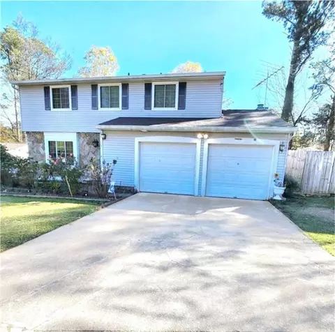 4935 Rockborough Trl NW, Norcross, GA 30071