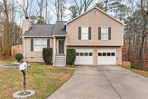 151 Aztec Way SE, Acworth, GA 30102