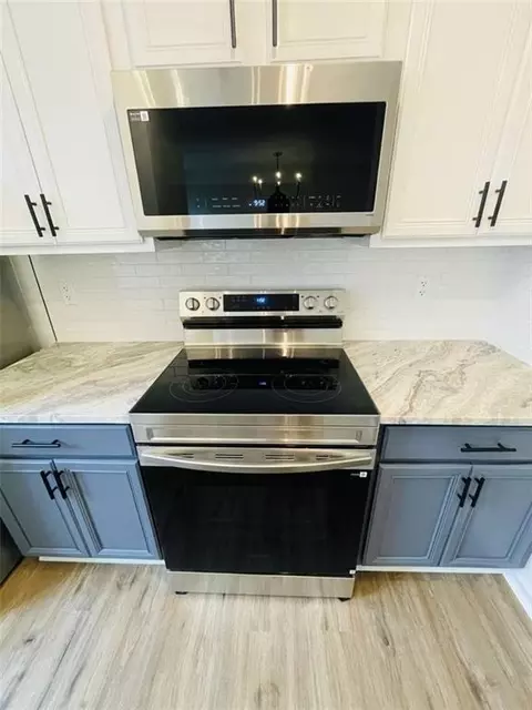 Kitchen - 1771 Fielding Way, Hampton, GA 30228 photo 5 of 7