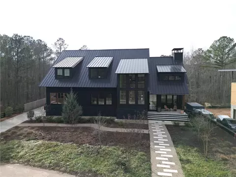 10496 Serenbe Ln, Chattahoochee Hills, GA 30268