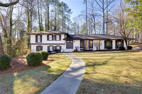 1523 Chateau Dr, Atlanta, GA 30338
